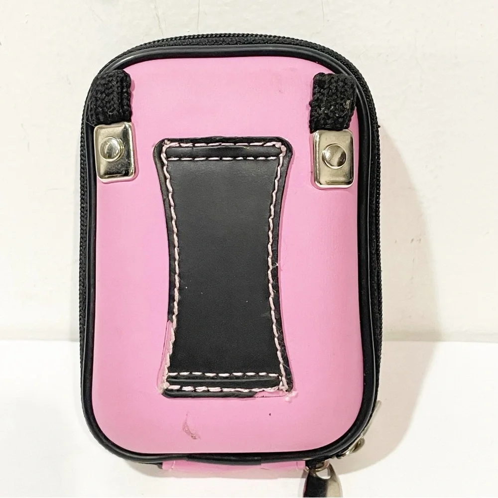 Hello Kitty Pink Full Zip Camera Case Soft Interior‎